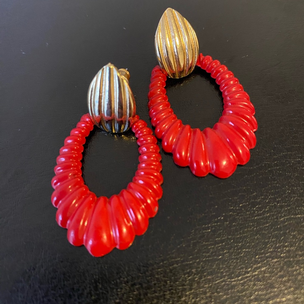 🌹🌹Fun 80/90s vintage earrings